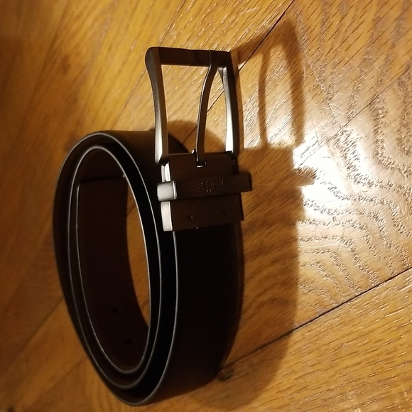 Reaction Kenneth Cole Other - Reaction Kenneth Cole black/brown interchangeable leather belt, 3…